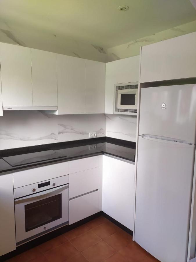 Pinos 11 Menyber Apartment Нерха Екстериор снимка