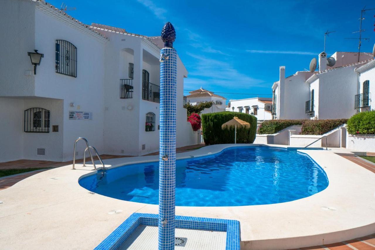 Pinos 11 Menyber Apartment Нерха Екстериор снимка