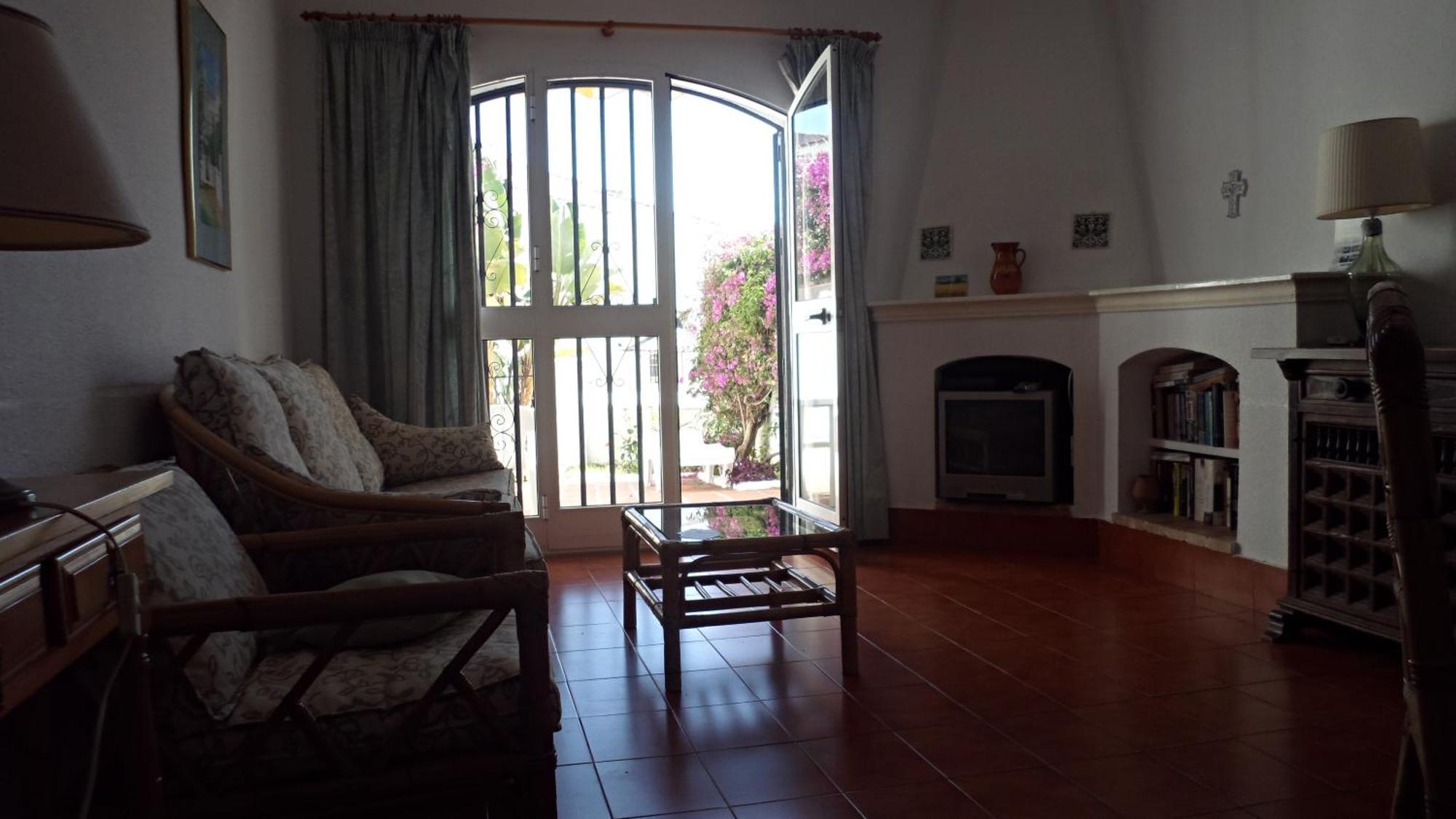 Pinos 11 Menyber Apartment Нерха Екстериор снимка