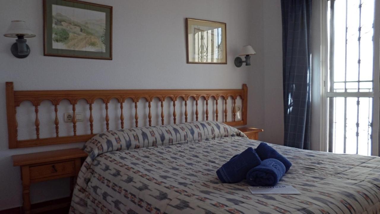 Pinos 11 Menyber Apartment Нерха Екстериор снимка